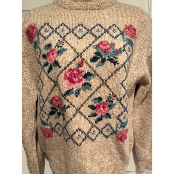 Eddie Bauer Sweaters - Vintage Eddie Bauer Floral Argyle Wool Lambswool Sweater Women’s L Crewneck